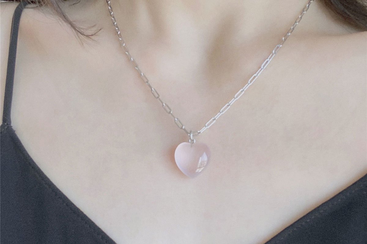 11 Best Rose Quartz crystal Healing Necklaces